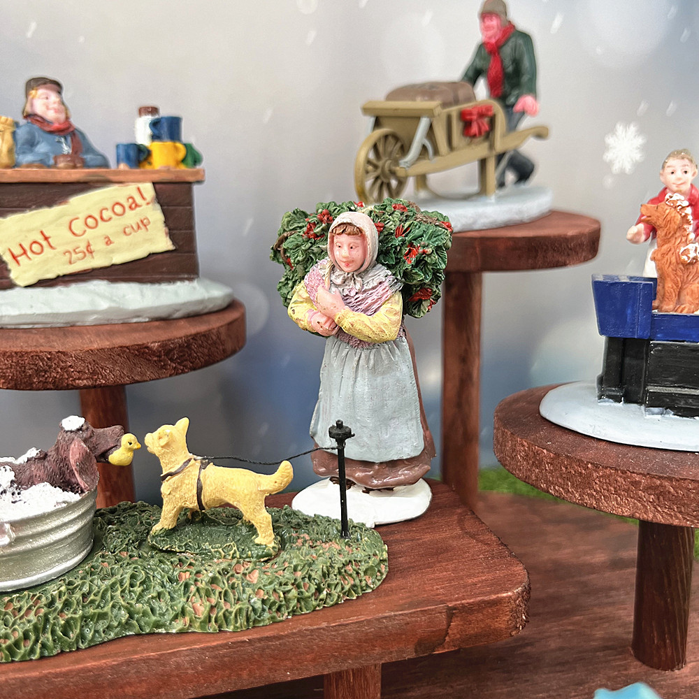 Vintage Christmas Village Figu - Vintage Collectible Market review and price